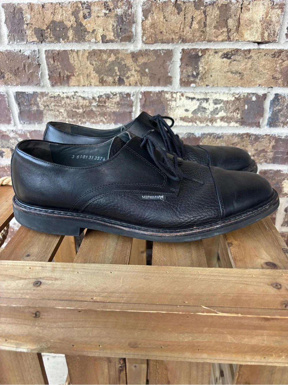 Mephisto Men’s Black Leather Cap Toe Lace-Up Dress Shoes Size 12